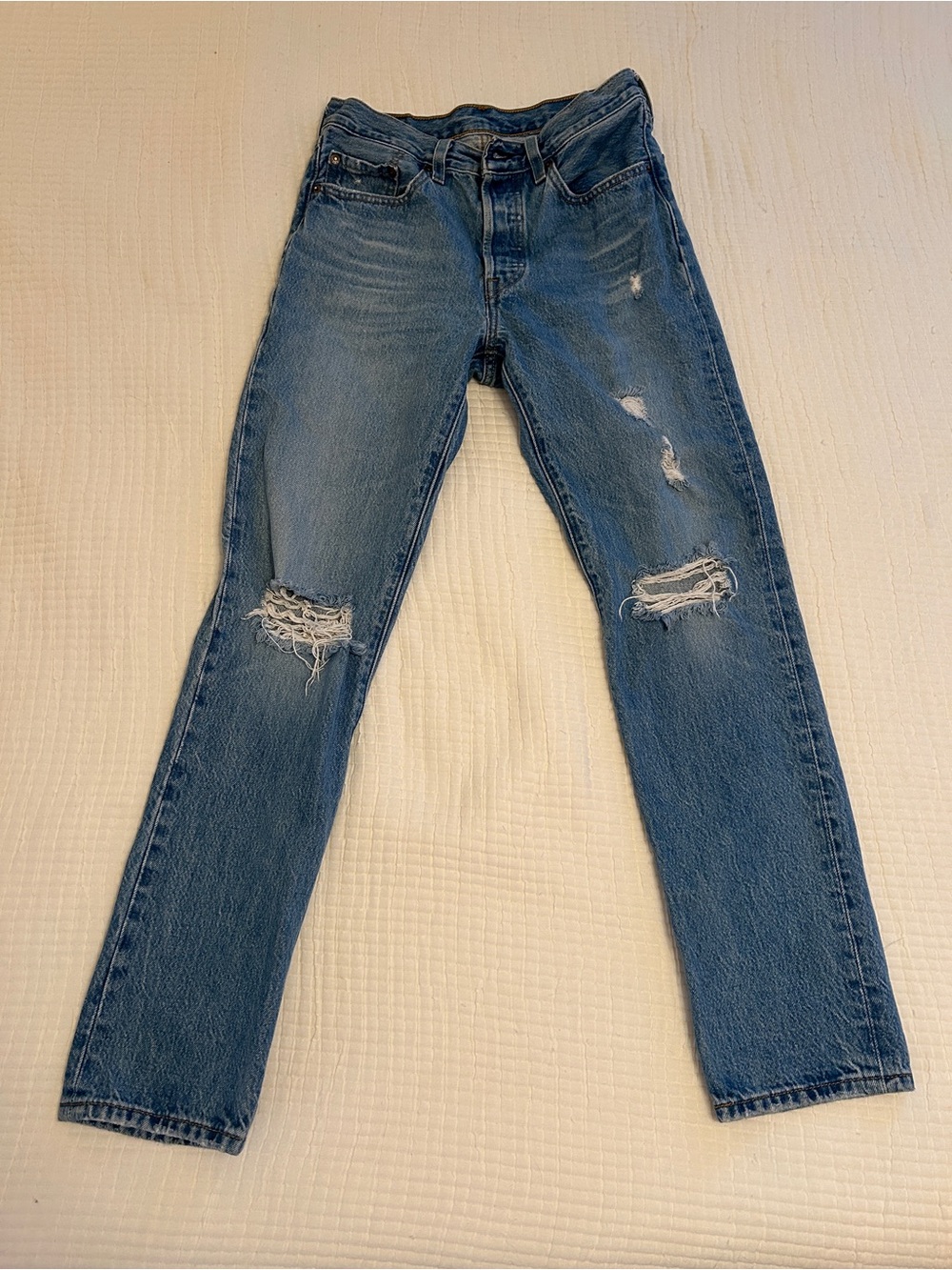 Levi's 501 Women's Slim Straight Distressed Jeans Vintage Reproduction